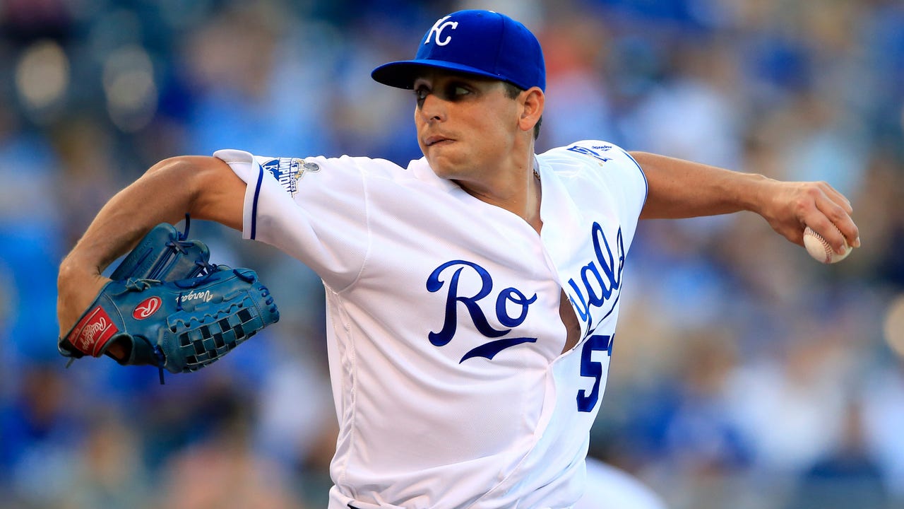 Vargas gets another start as Royals remain mathematically alive